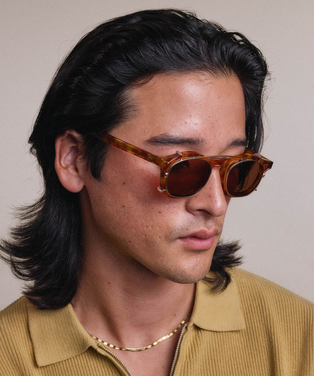 Johann Wolff Carousel Gold Brown Clip
