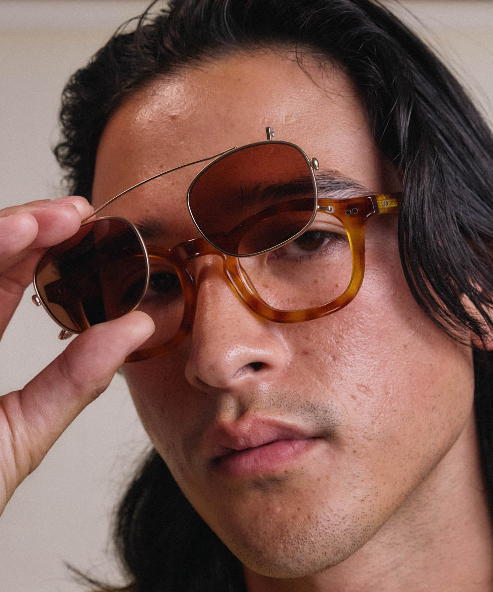 Johann Wolff Carousel Gold Brown Clip