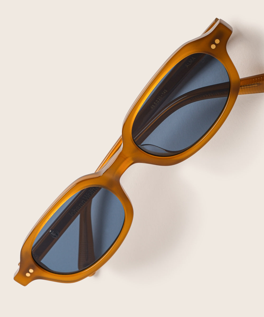 johann wolff alma amber sunglasses