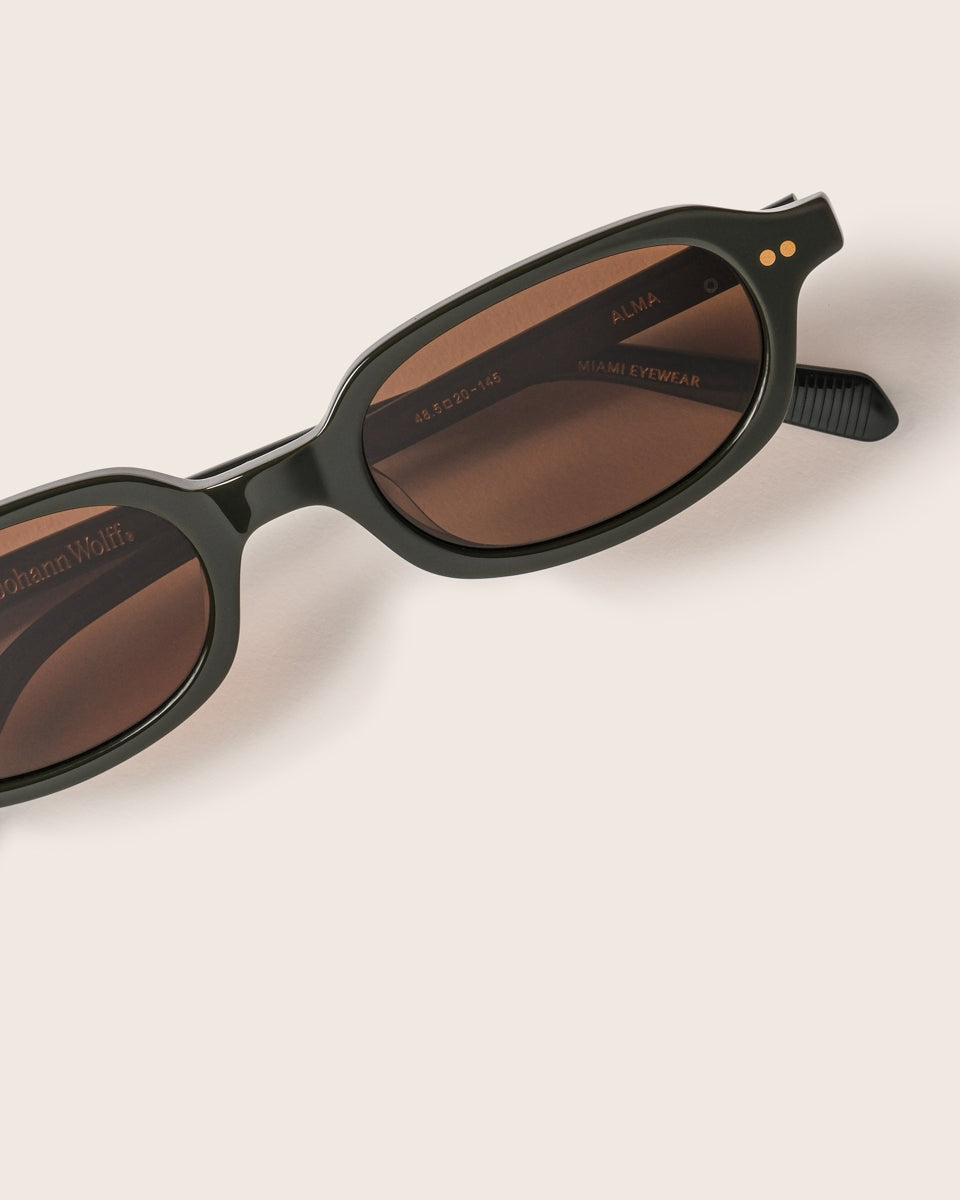 johann wolff alma kombu green sunglasses