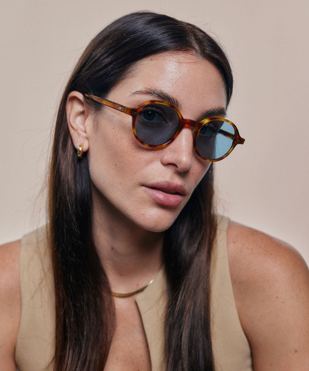 Johann Wolff Gatsby Vintage Tortoise Blue Photochromic Sunglasses
