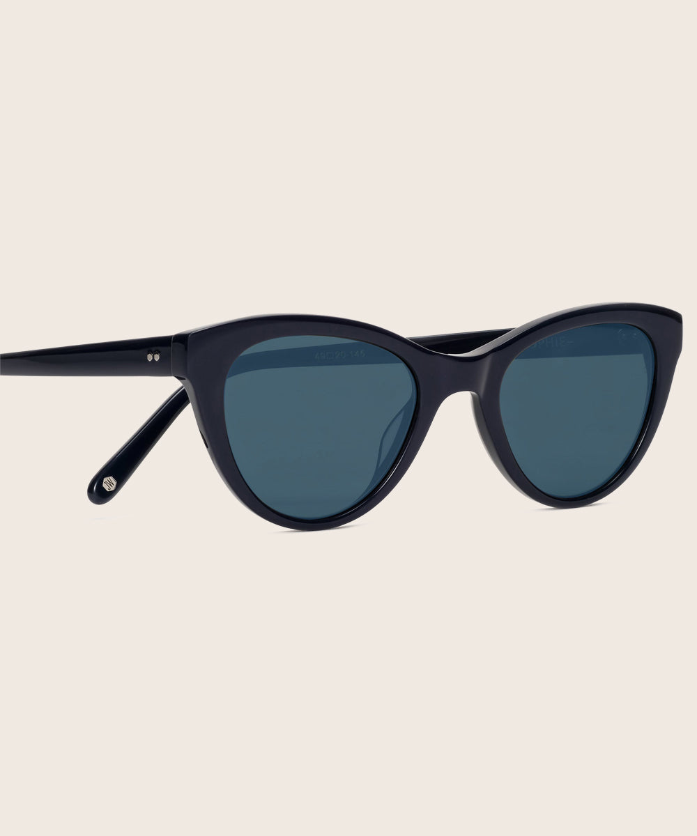johann wolff sohpie marine blue sunglasses2 e23b20cf 9ca6 4e7b a598 7cc454962056