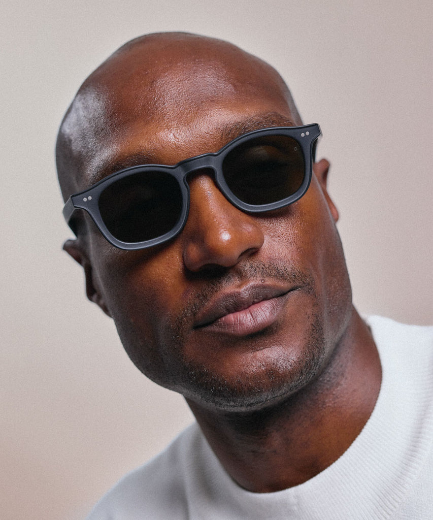 Johann Wolff Carousel Matte Black Sunglasses #color_matte-black