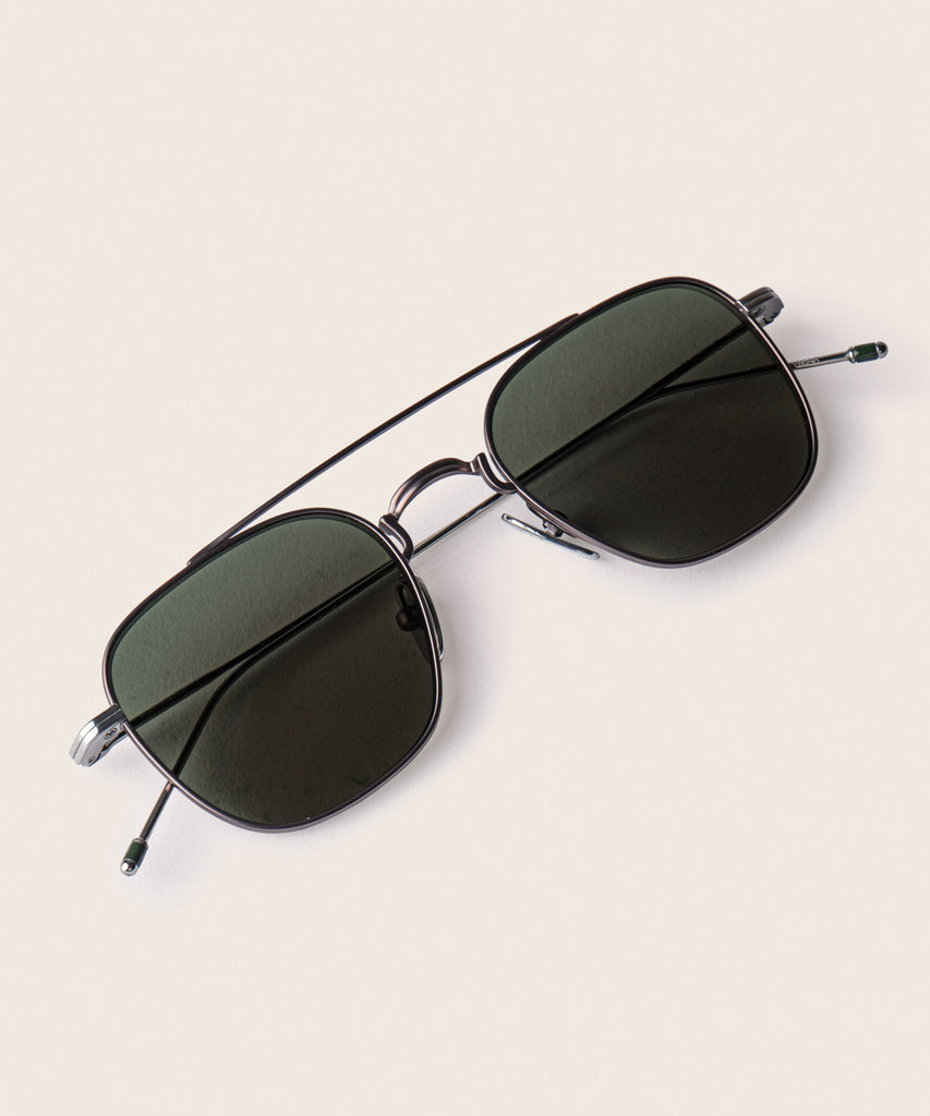 Johann Wolff Flieger Gunmetal Sunglasses #color_gunmetal