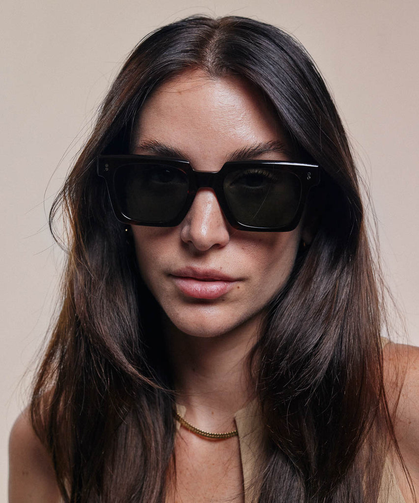 Johann Wolff Anna Black Sunglasses #color_black