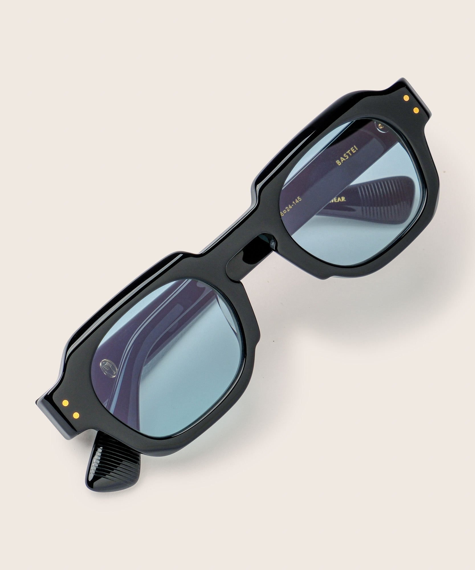 Johann Wolff Bastei Black Piscine Sunglasses20 