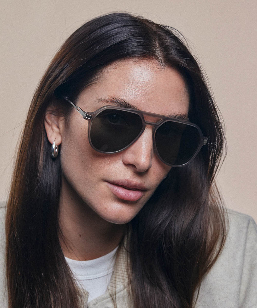 Johann Wolff Bernau Matte Smoke Sunglasses #color_matte-smoke