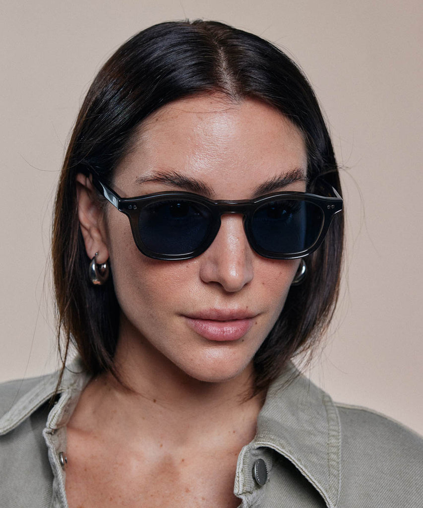 Johann Wolff Carousel Smoke Sunglasses #color_smoke