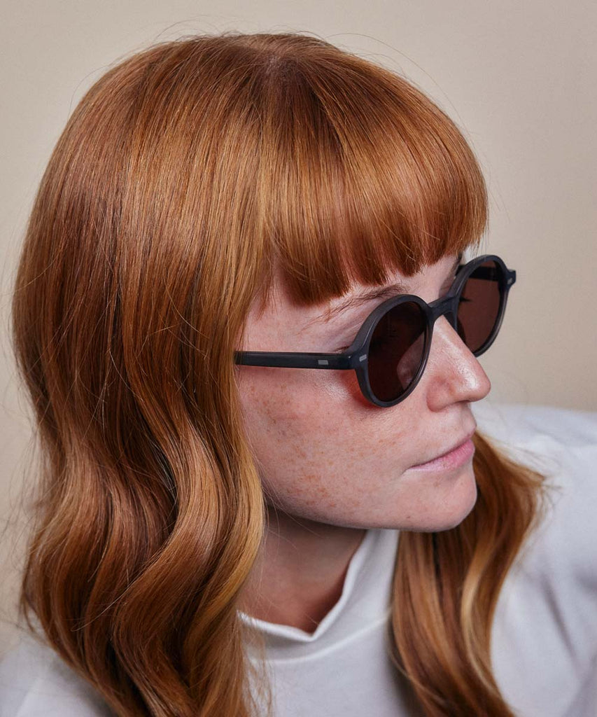 Johann Wolff Gatsby Matte Smoke Sunglasses #color_matte-smoke