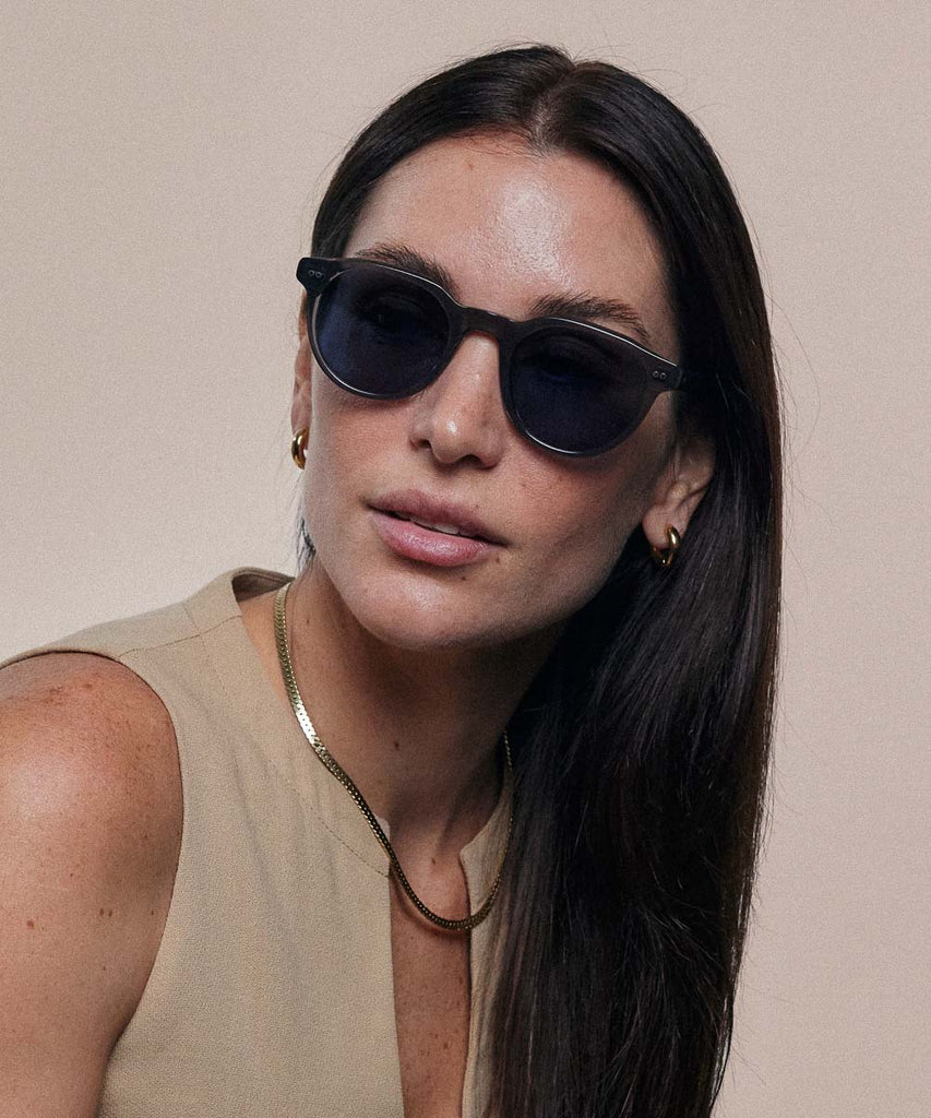 Johann Wolff Morrison Smoke Sunglasses #color_smoke