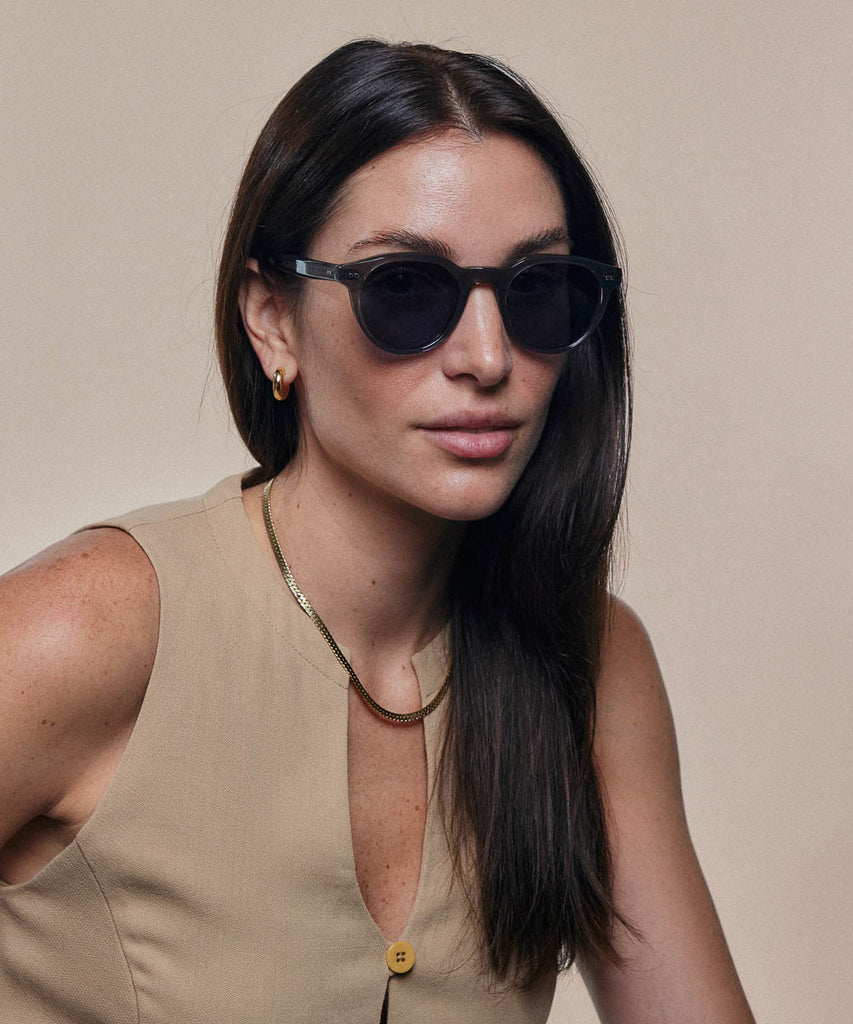 Johann Wolff Morrison Smoke Sunglasses #color_smoke