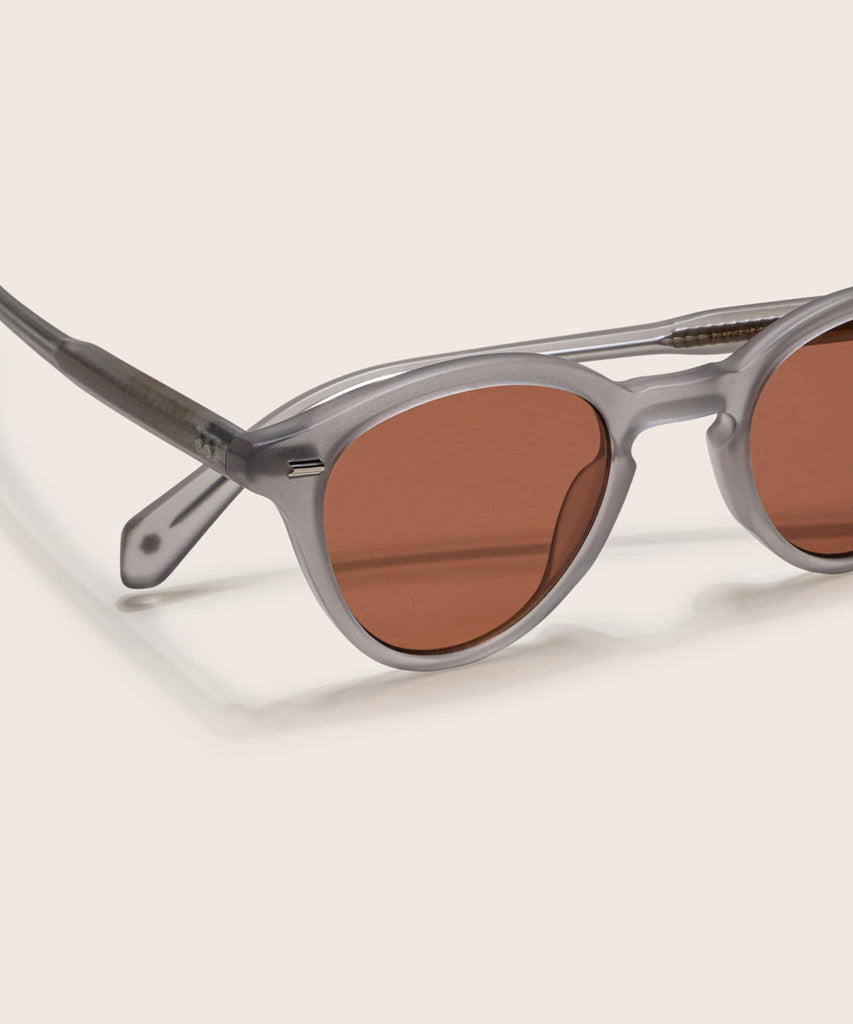 Johann Wolff Zhan Matte Smoke Sunglasses #color_matte-fog