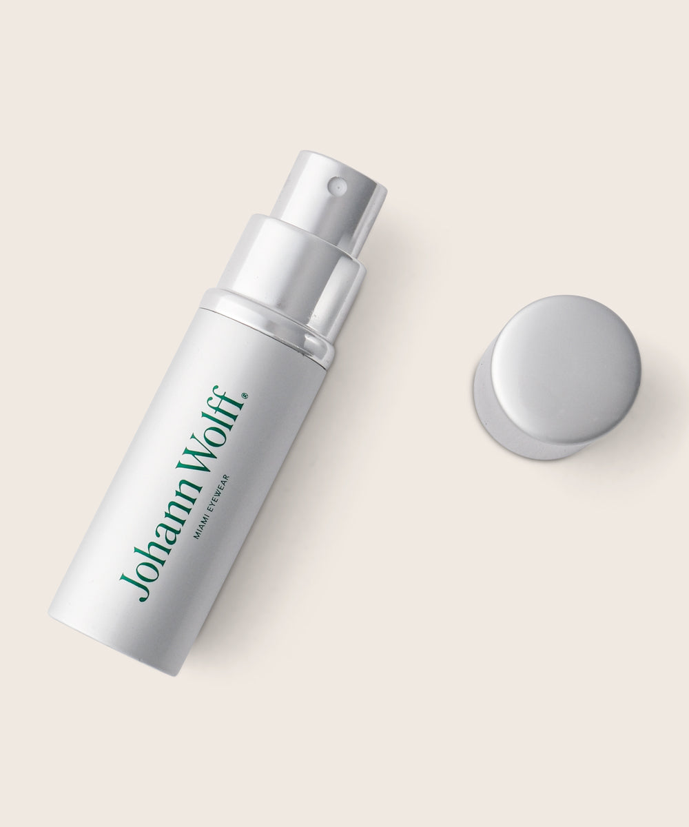 cleaning spray for glasses